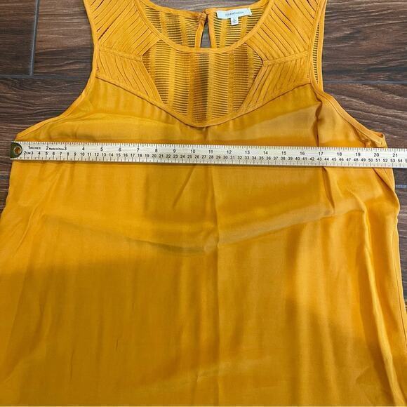 41 Hawthorn Sleeveless Silk Blend Blouse - Picture 4 of 7